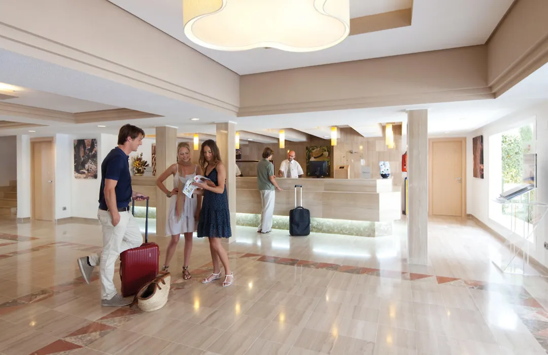 Hotel Riu Palace La Mola-1